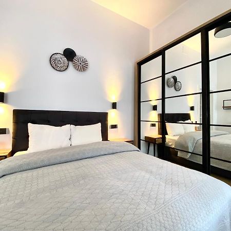 10 Council Square Apartment Brasov Ngoại thất bức ảnh