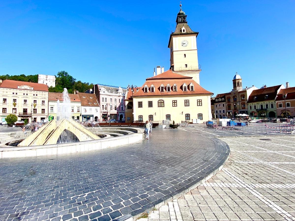 10 Council Square Apartment Brasov Ngoại thất bức ảnh