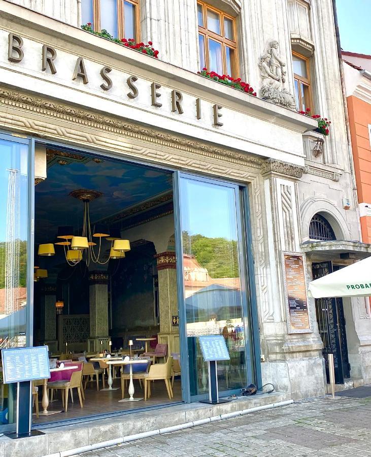 10 Council Square Apartment Brasov Ngoại thất bức ảnh