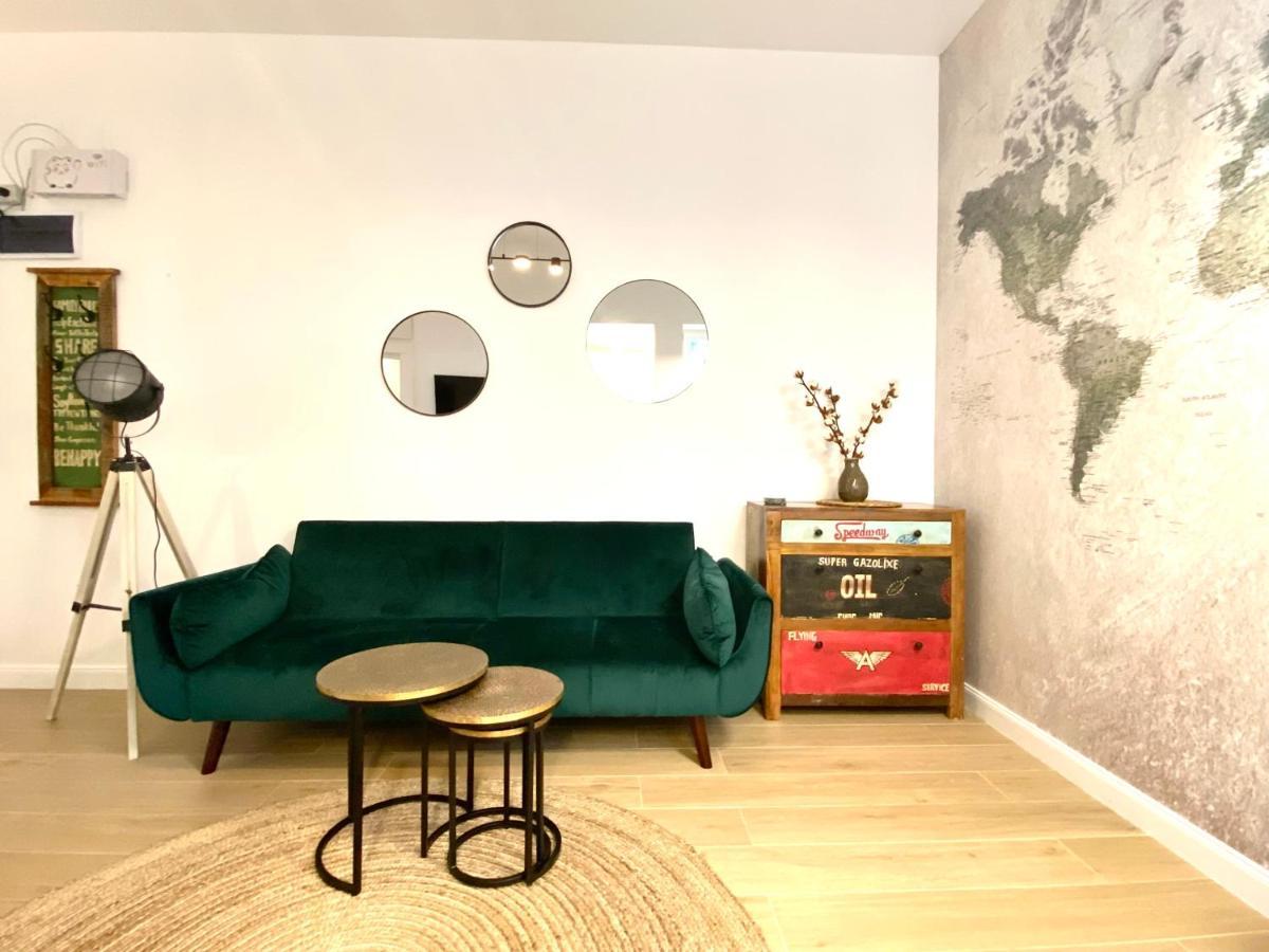 10 Council Square Apartment Brasov Ngoại thất bức ảnh