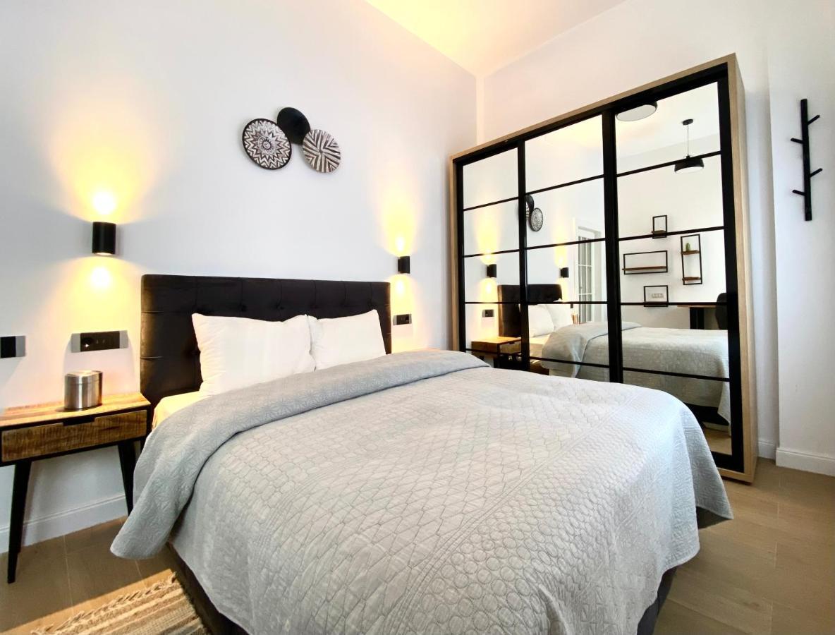 10 Council Square Apartment Brasov Ngoại thất bức ảnh