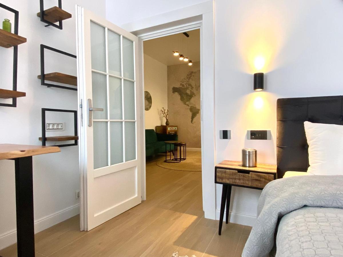 10 Council Square Apartment Brasov Ngoại thất bức ảnh
