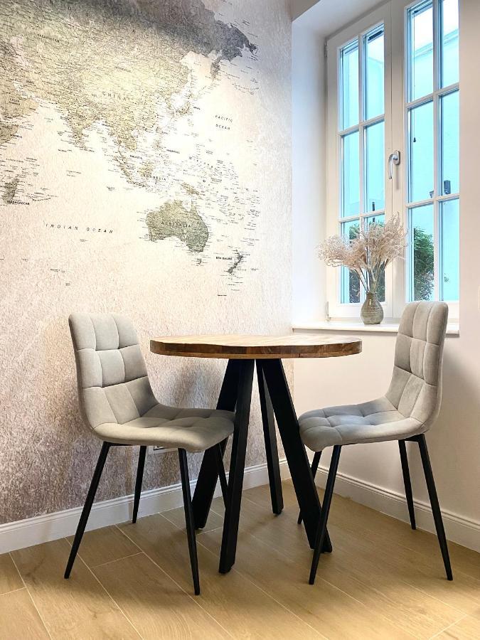 10 Council Square Apartment Brasov Ngoại thất bức ảnh