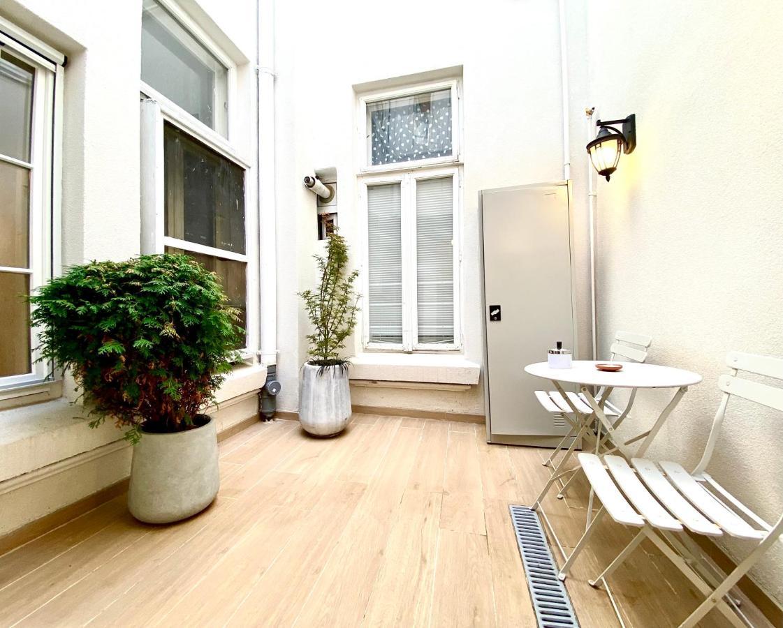 10 Council Square Apartment Brasov Ngoại thất bức ảnh
